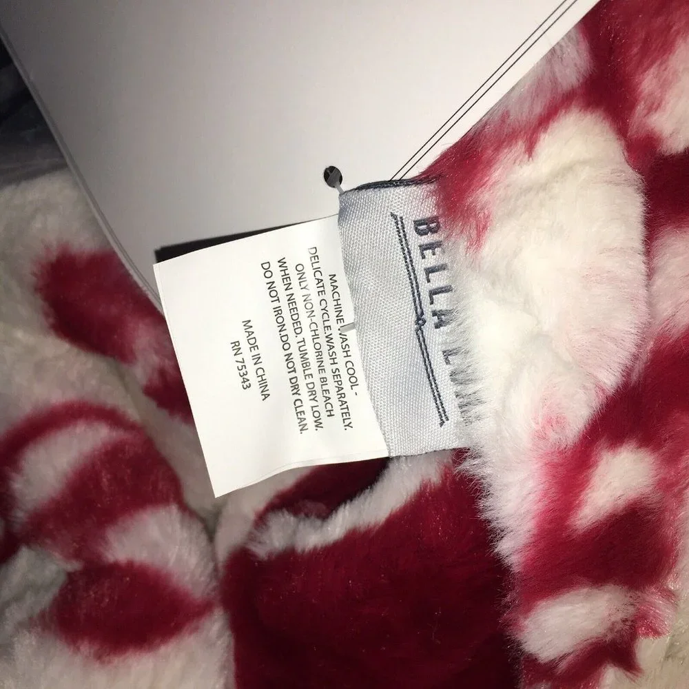 Bella Lux Candy Cane Faux Fur Throw Blanket Red White Christmas Holiday Decor